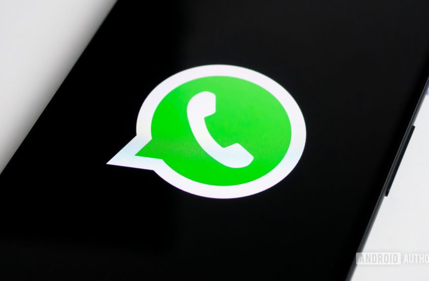 Una ‘startup’ usa WhatsApp para acercar a los latinoamericanos a la inteligencia artificial